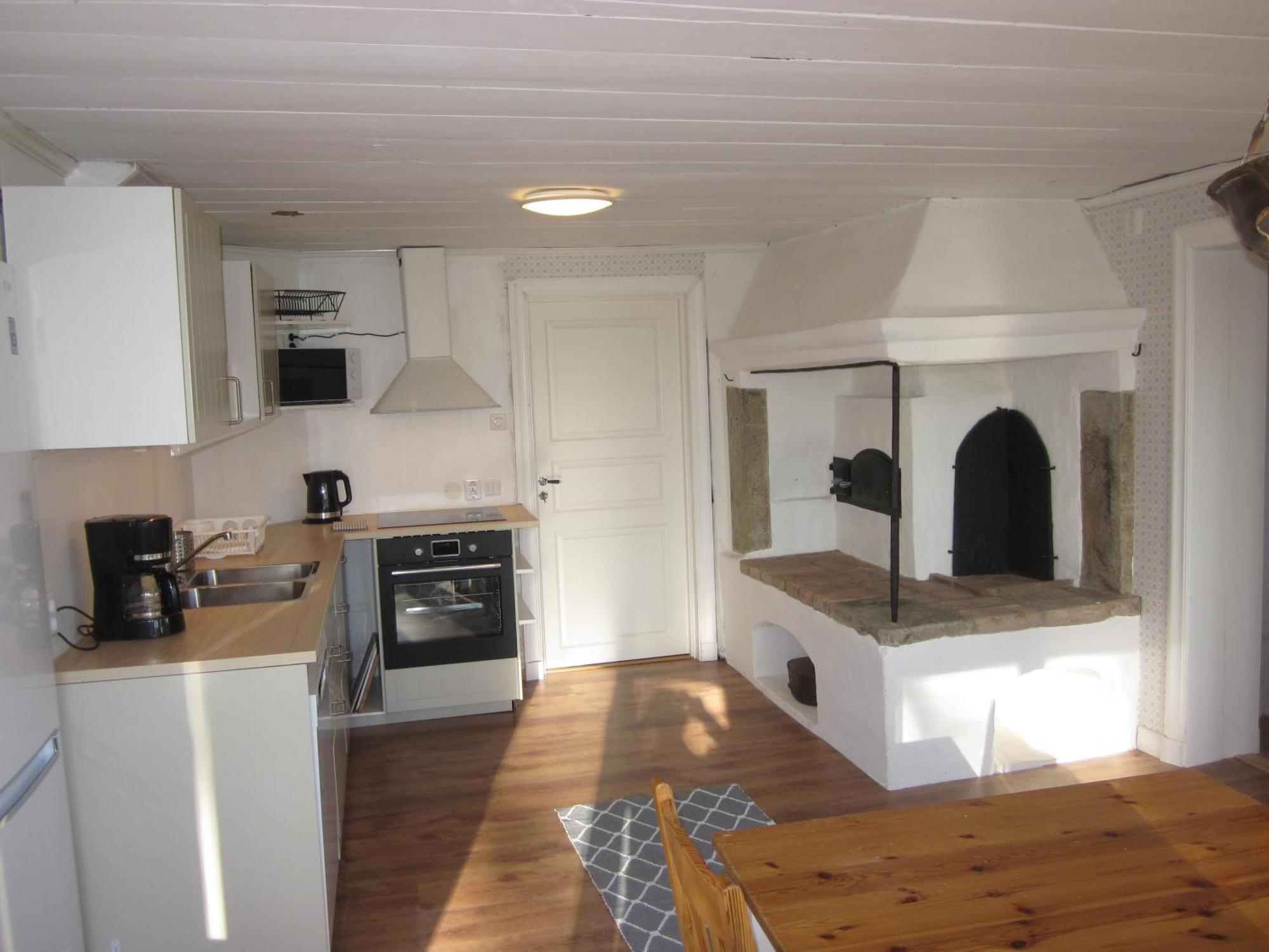 Huldas Gard Villa Med Sjaelvhushall Kumla  ภายนอก รูปภาพ